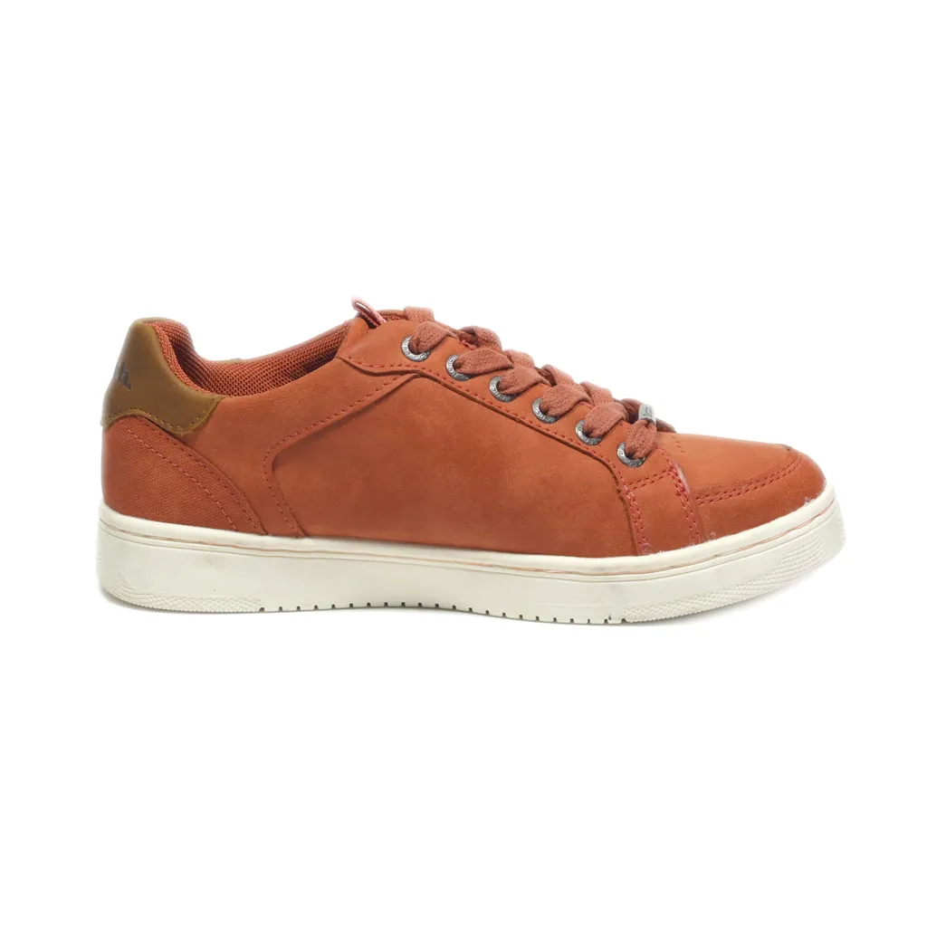 Bench. Low-Top Sneakers Leather Burgundy Colour For Women