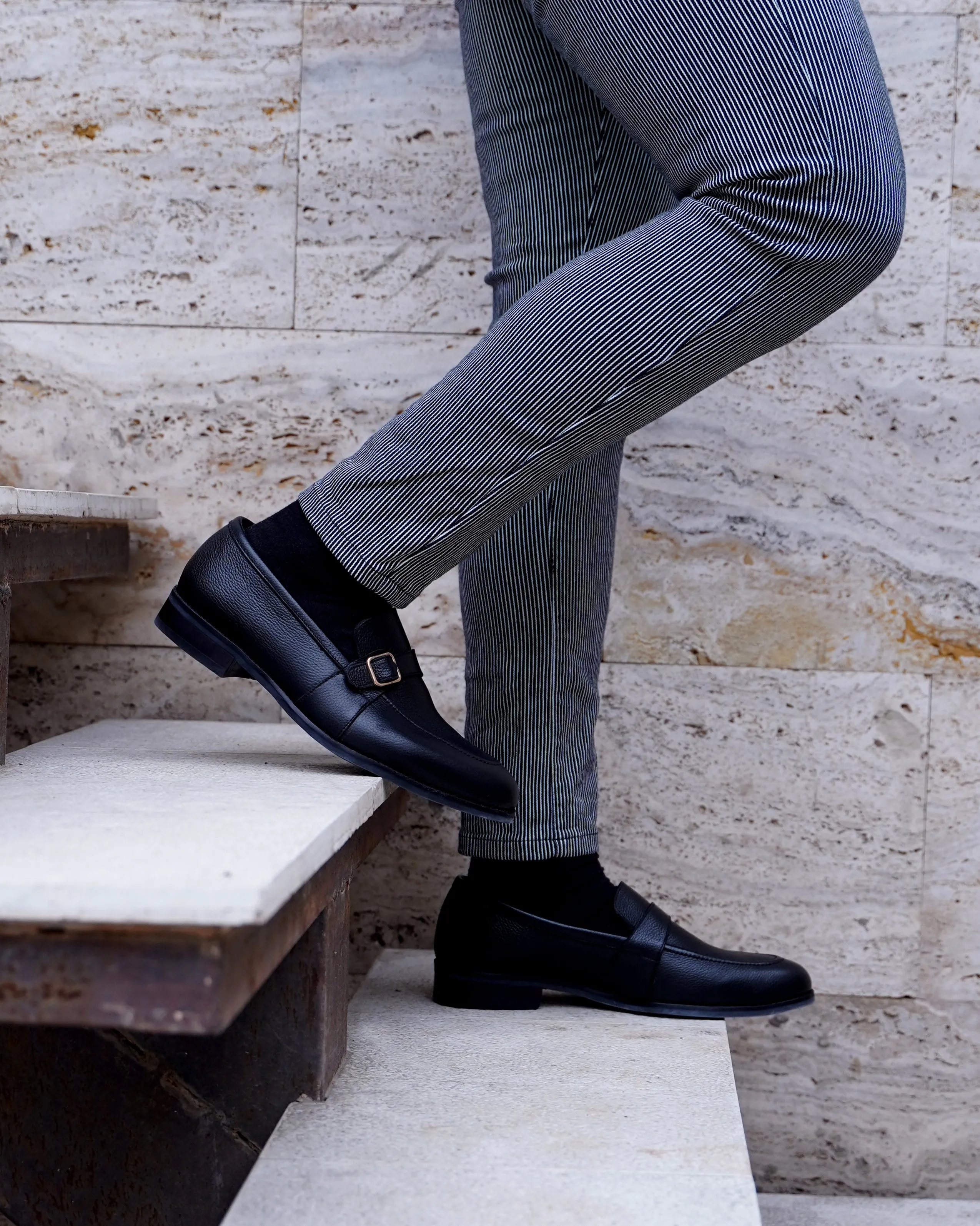 Brasilia - Men's Black Pebble Grain Leather Loafer