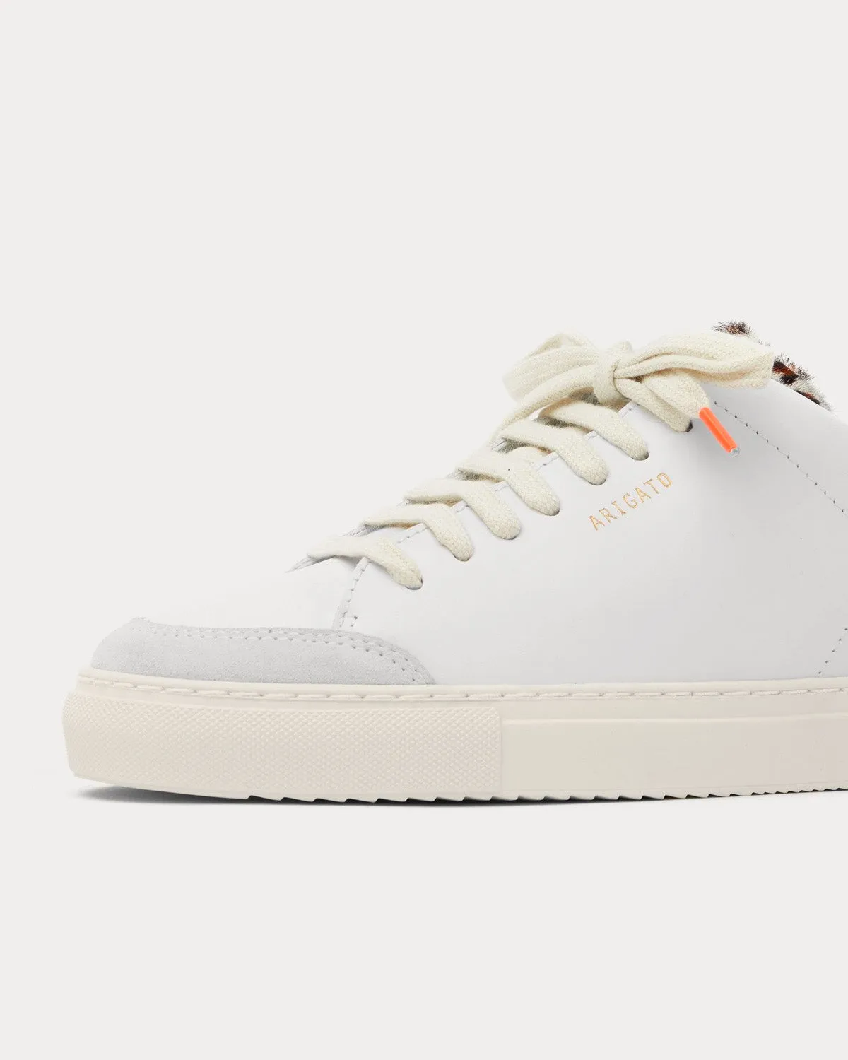 Clean 90 Triple White / Blue Low Top Sneakers