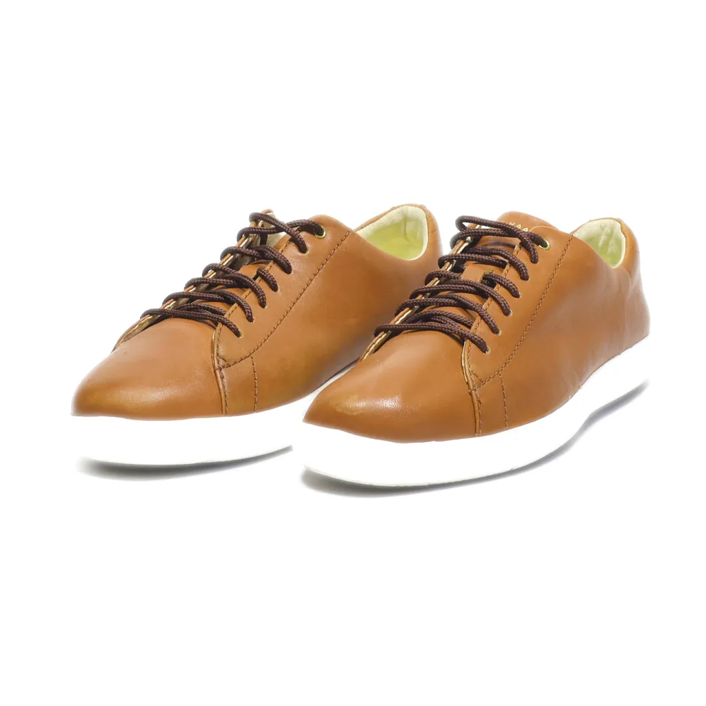 Cole Haan Low-Top Sneakers Leather Brown Colour For Women