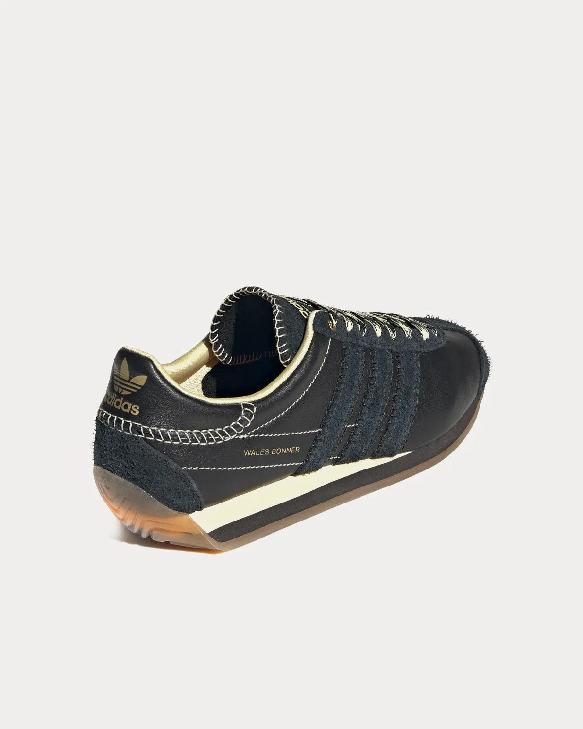 Country Core Black / Core Black / Easy Yellow Low Top Sneakers