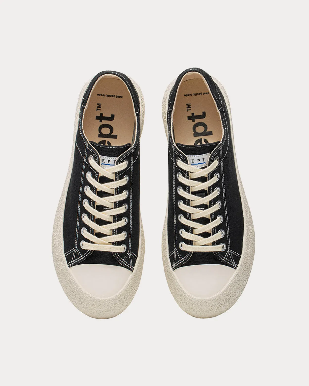Dive Canvas Black Low Top Sneakers