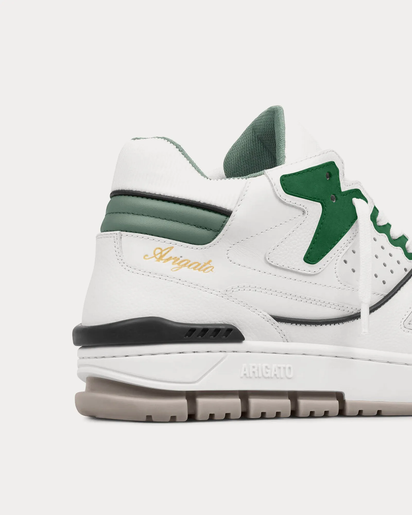 Earth Lo White / Green Low Top Sneakers