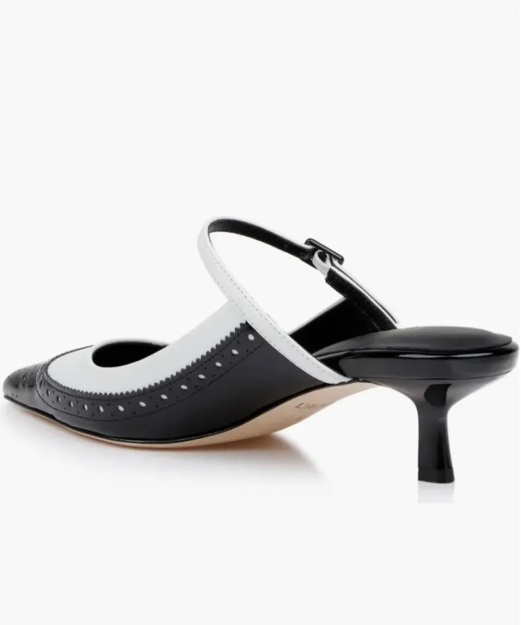 Elle Mule