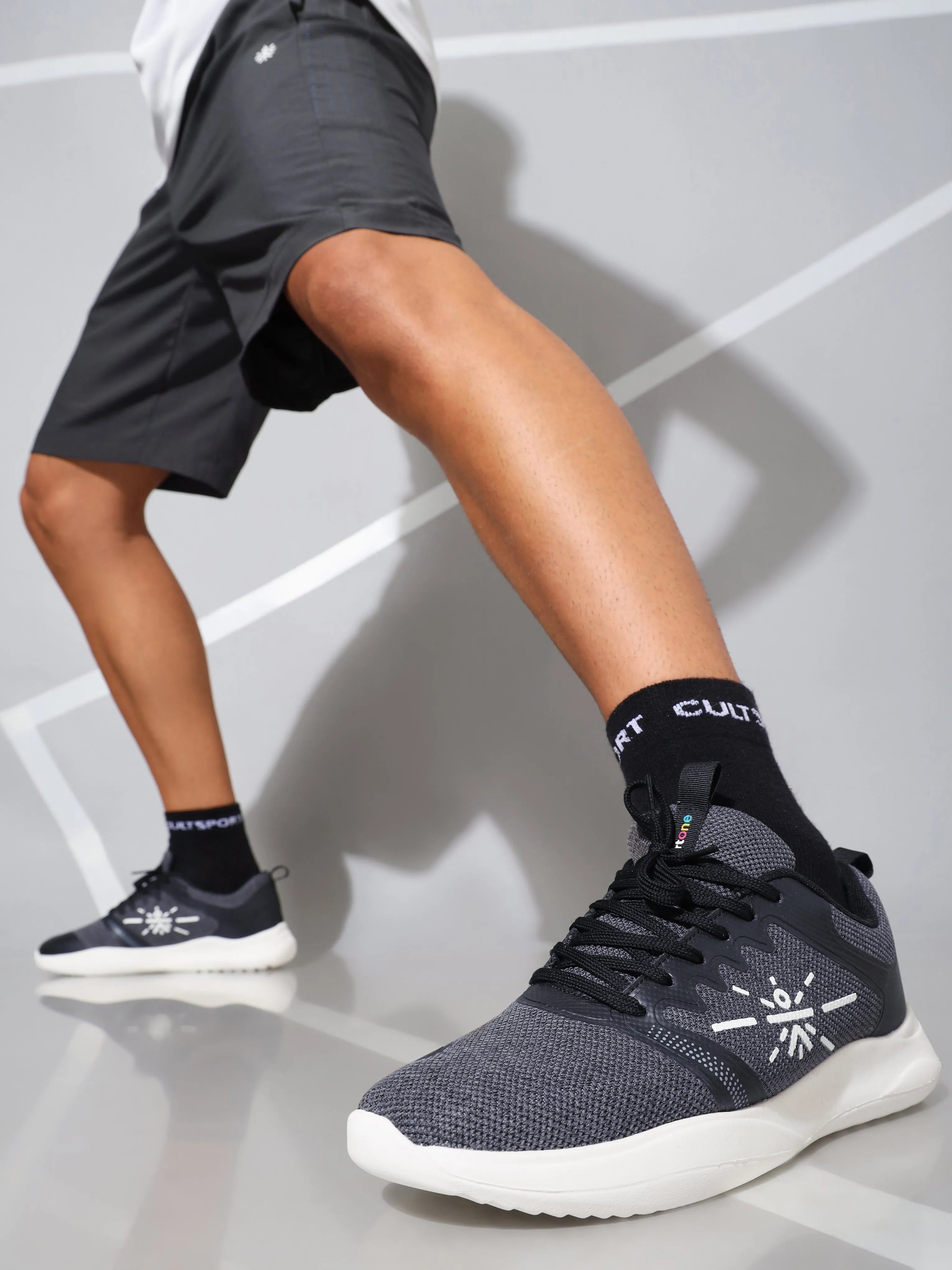 Flow Men Running Shoes