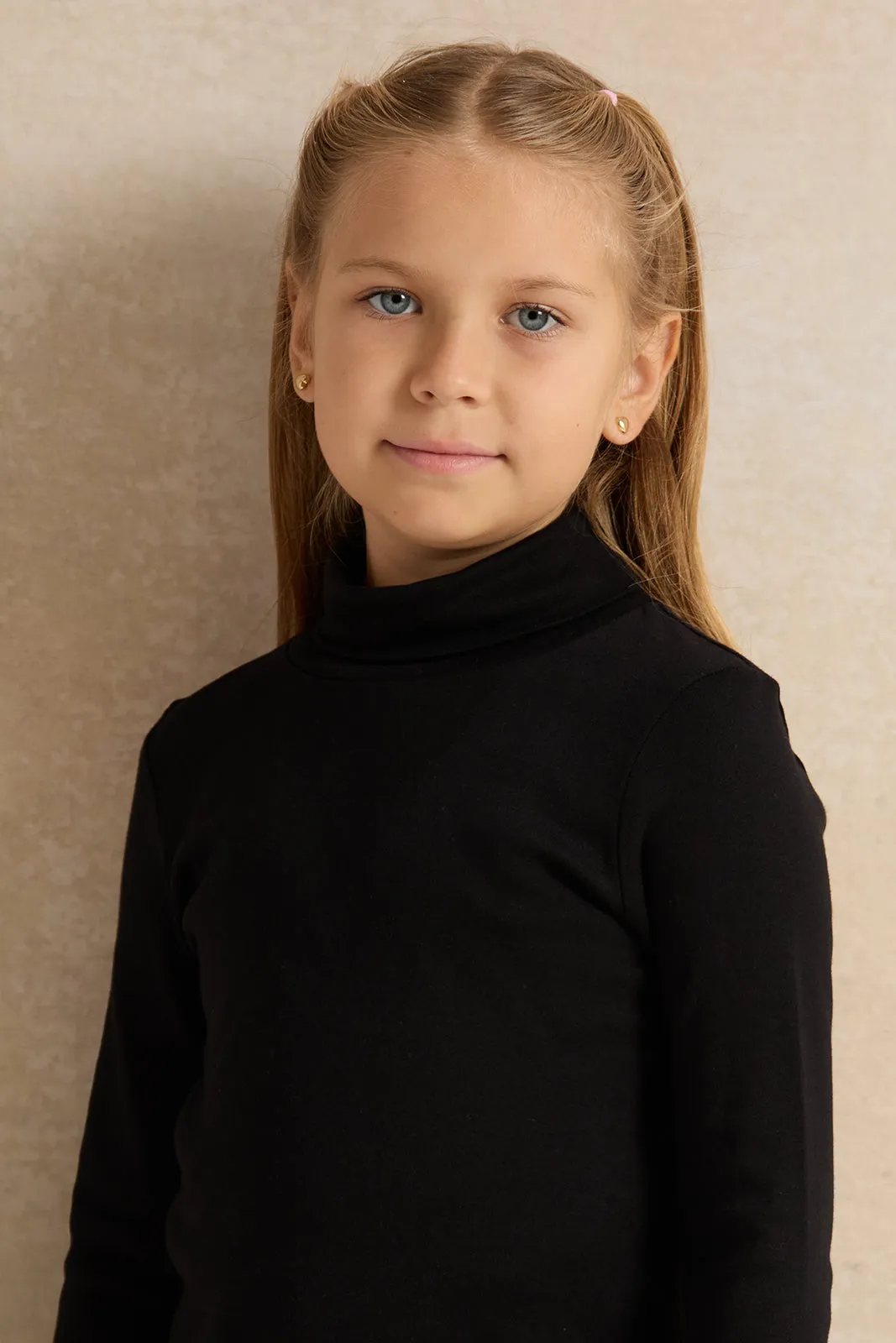 Girls White And Black T-Shirt Set (Pack Of 2)