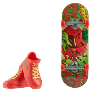 Hot Wheels Skate Veículo de Brinquedo Skateboard BERRY COOL™ com Tênis