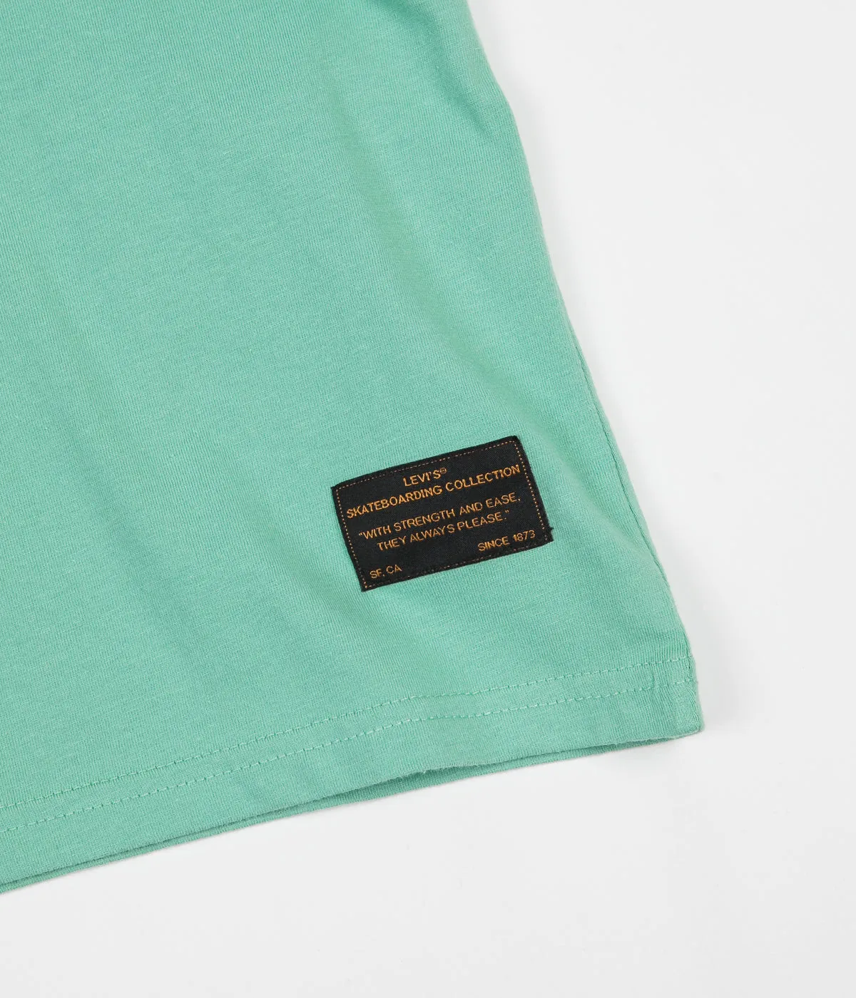 Levi's® Skate Graphic T-Shirt - LSC Wasabi Core / Batwing Black