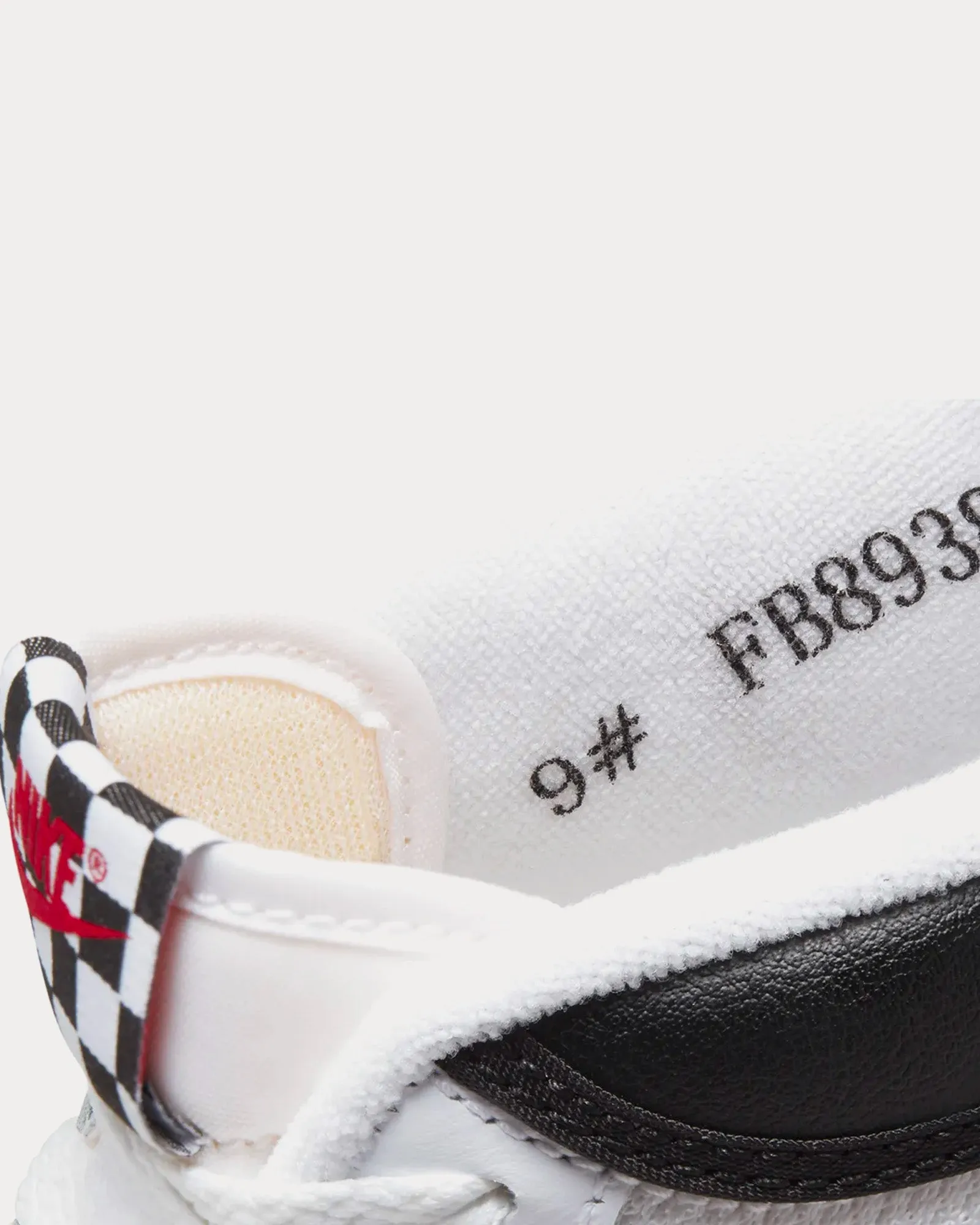 Mac Attack Black / White Low Top Sneakers