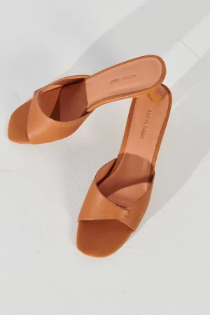 Marin Kitten Heel