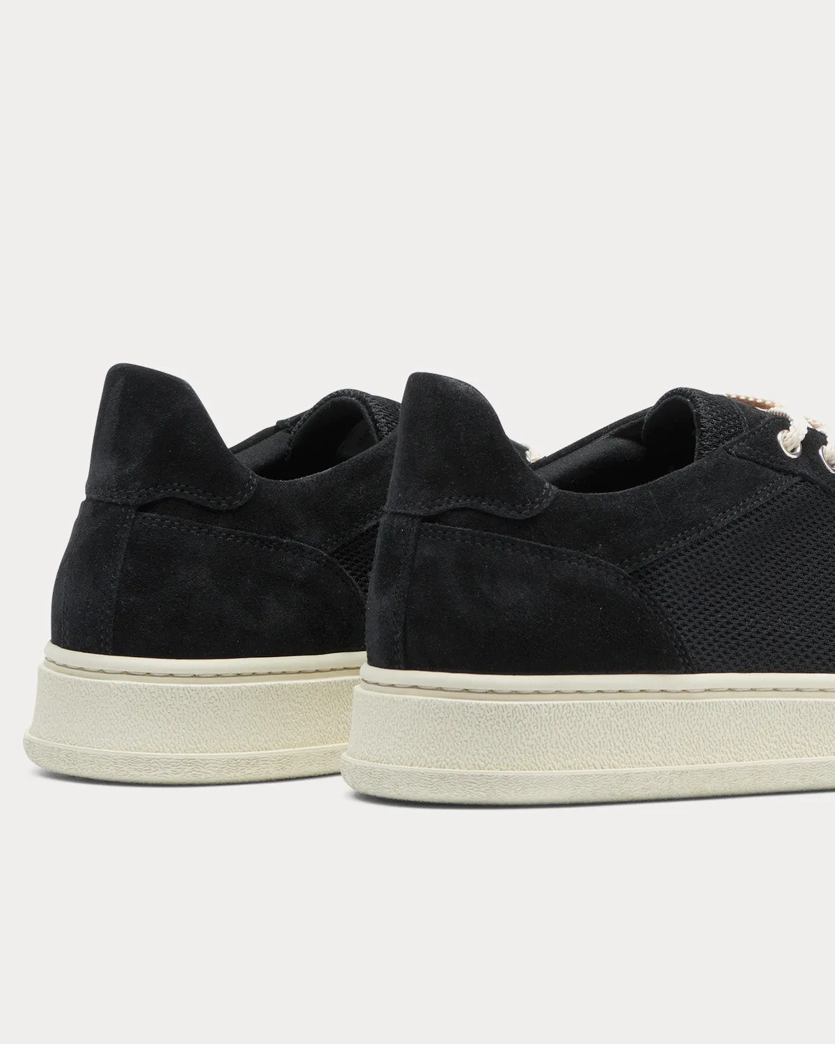 Meander Black Low Top Sneakers