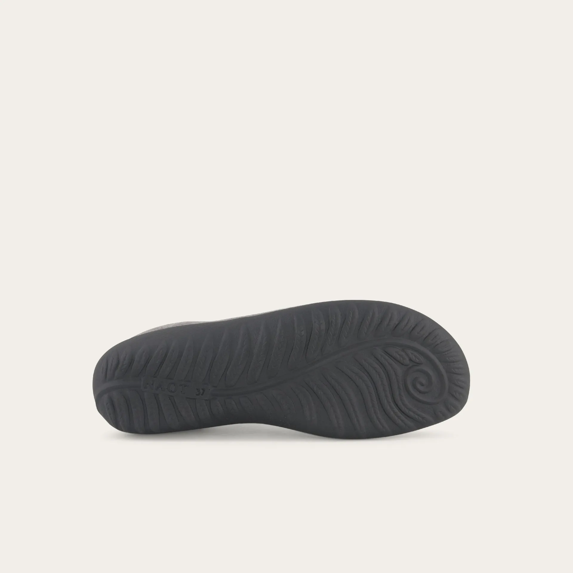 Nuku | Vegan | Knit | Gray