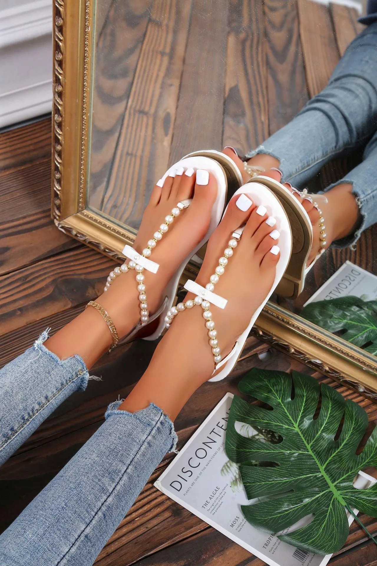Pearl Toe Bow Flat Sandals
