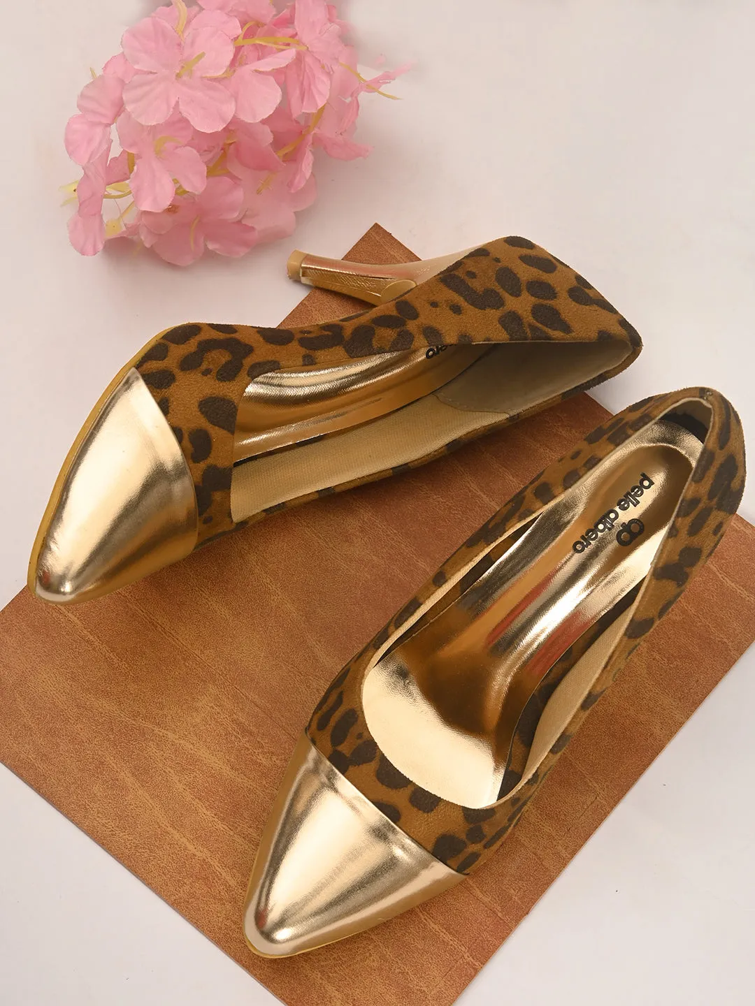 Pelle Albero Women Brown Slip-On Kitten Heels