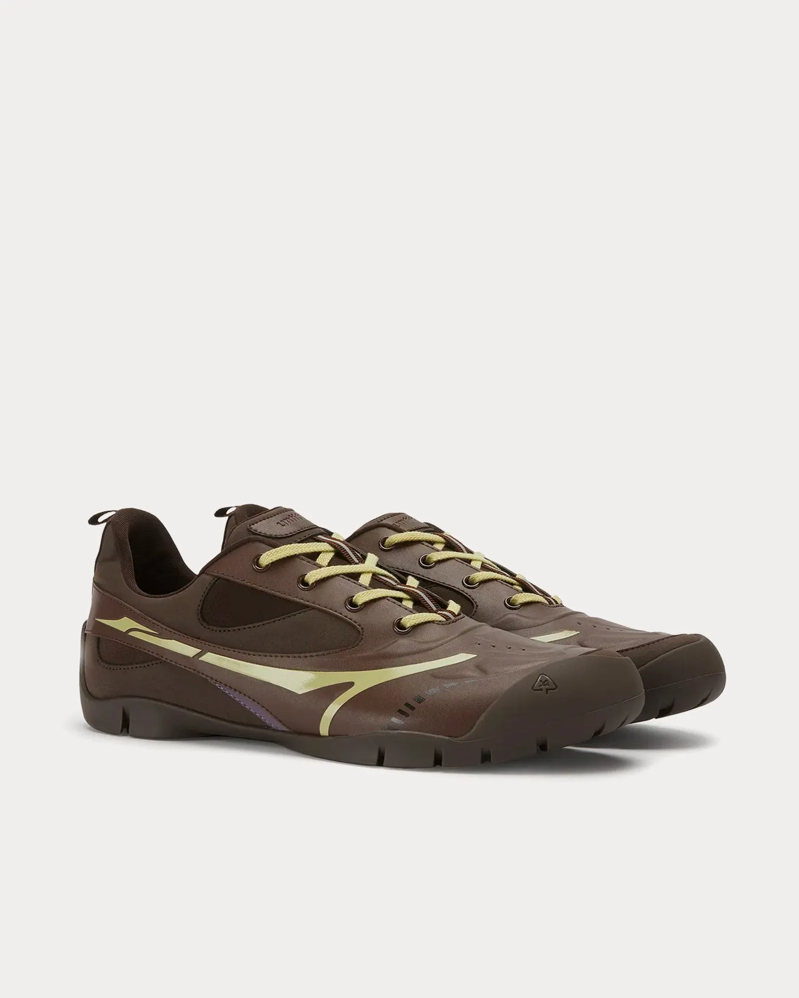 Swift Trek Chocolate Low Top Sneakers