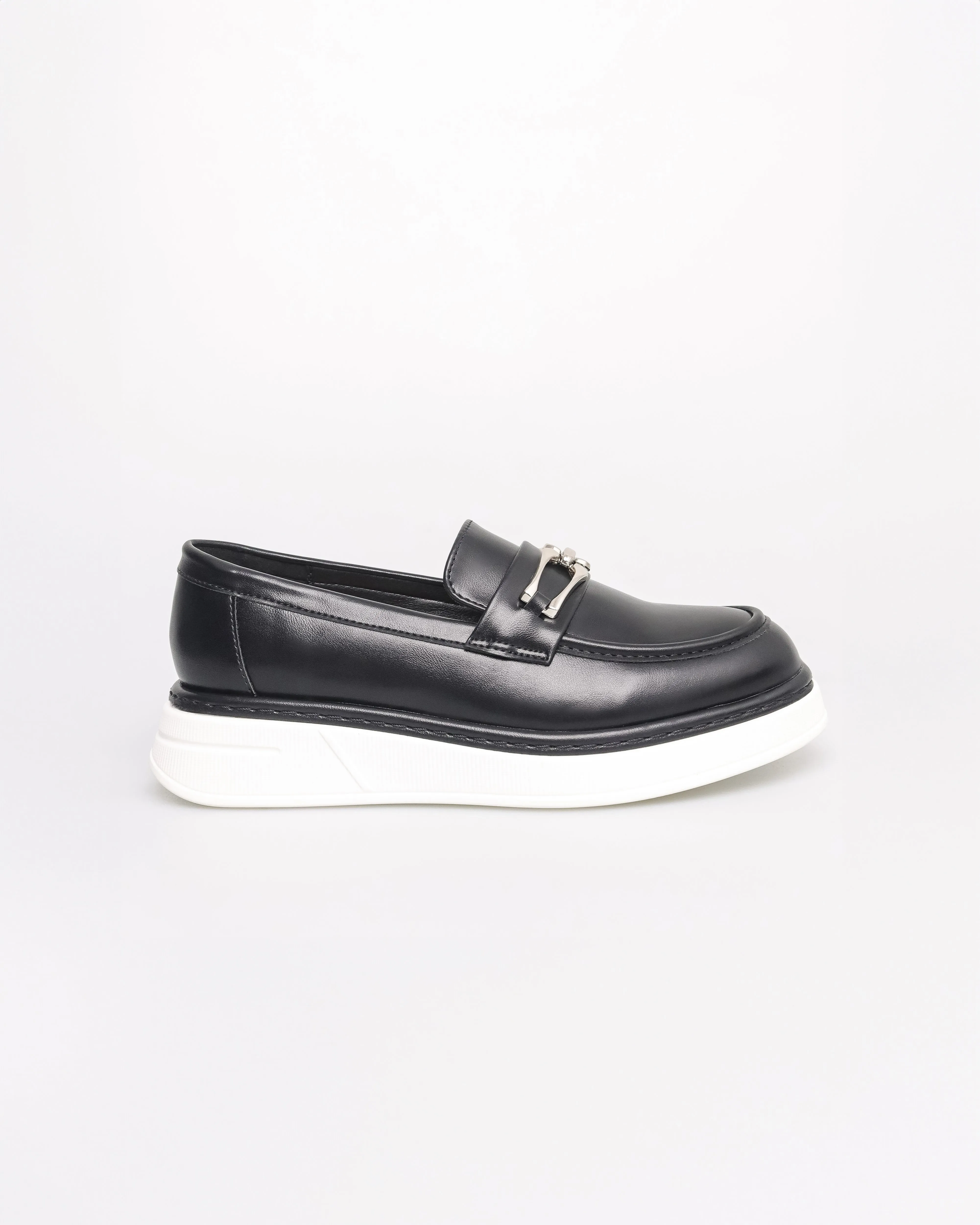 Tomaz NN404 Ladies Buckle Loafers